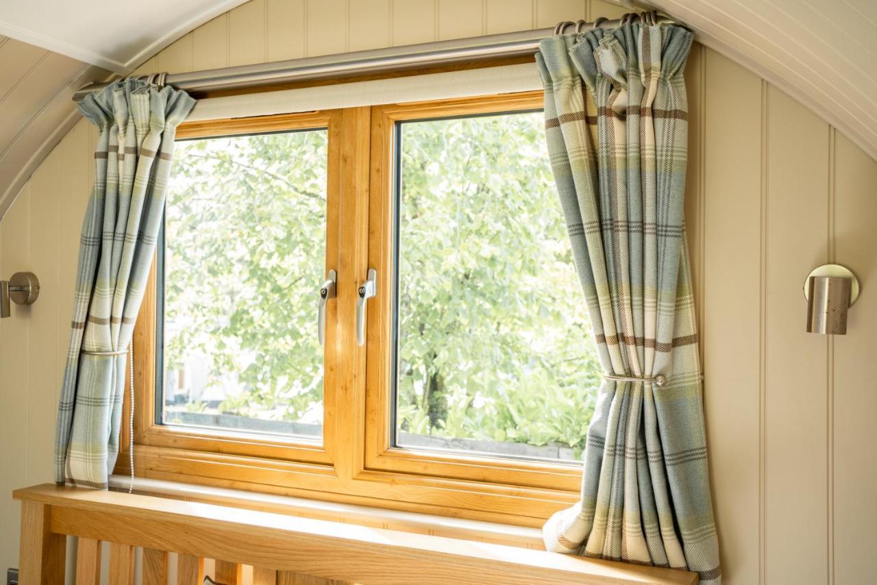 Hotel Glamping At South Lytchett Manor à Poole Extérieur photo