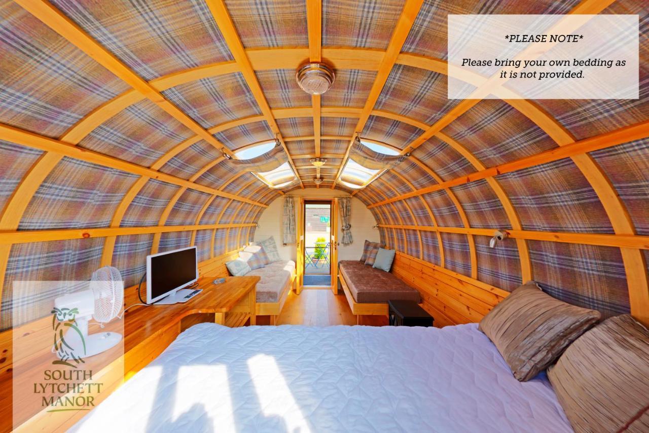 Hotel Glamping At South Lytchett Manor à Poole Extérieur photo