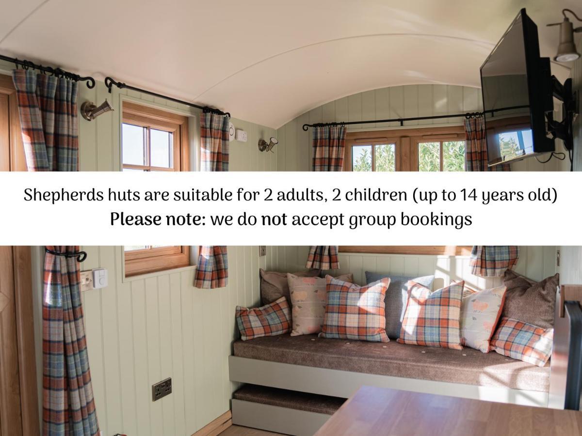 Hotel Glamping At South Lytchett Manor à Poole Extérieur photo
